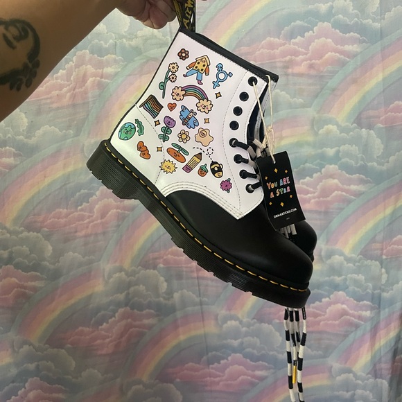 You Are A Star Wednesday Holmes Pride black and white 1460 unisex boots - Picture 11 of 11